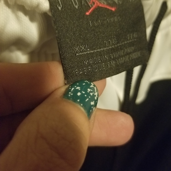 LIKE NEW! Air Jordan Athletic Shorts - Picture 5 of 7